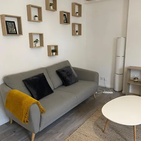 Avec 2 Grandes Doubles Bien Separees Lägenhet