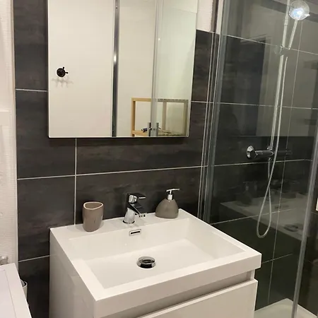 Avec 2 Grandes Doubles Bien Separees Lägenhet *