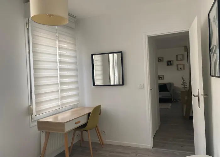 Apartment Avec 2 Grandes Doubles Bien Separees *