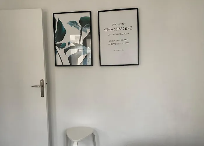 Apartment Avec 2 Grandes Doubles Bien Separees