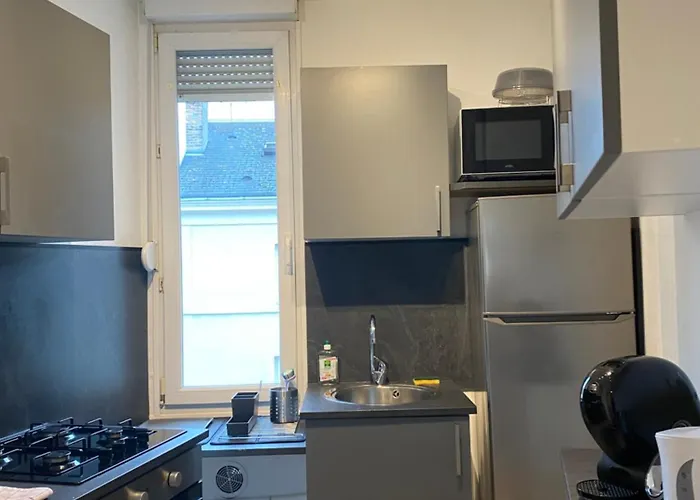 Apartment Avec 2 Grandes Doubles Bien Separees